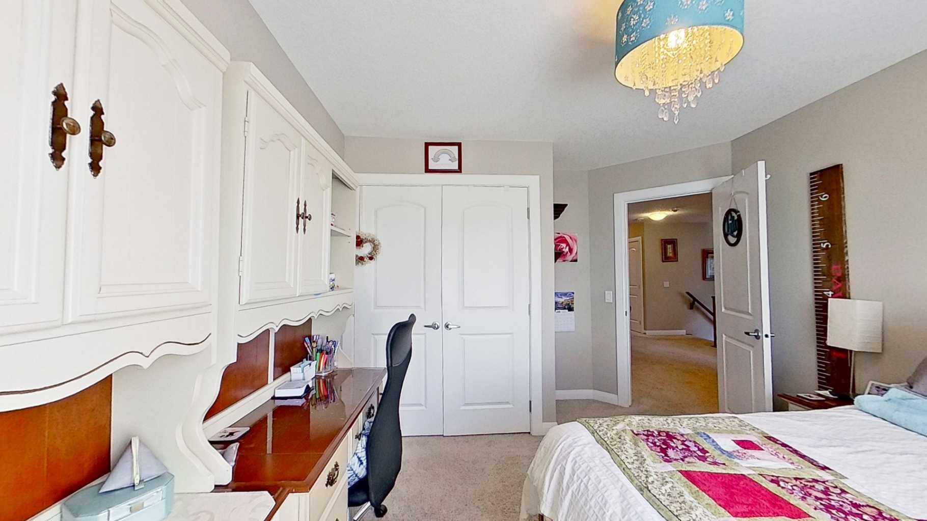 31 Ravenslea Crescent SE