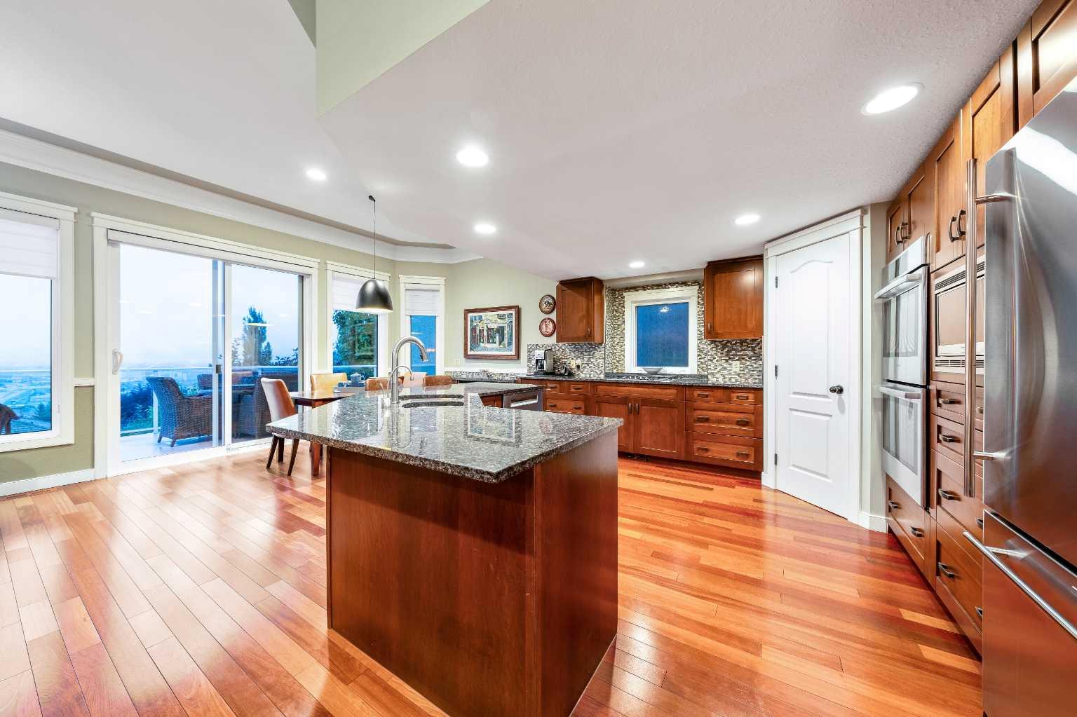 12 Patina Hill SW