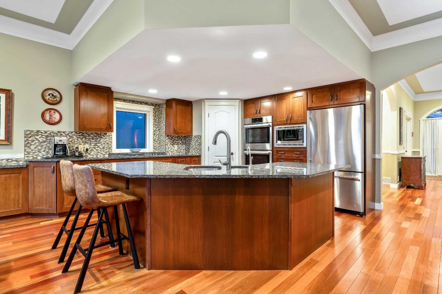12 Patina Hill SW