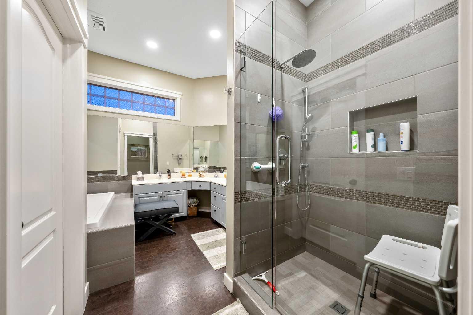 12 Patina Hill SW