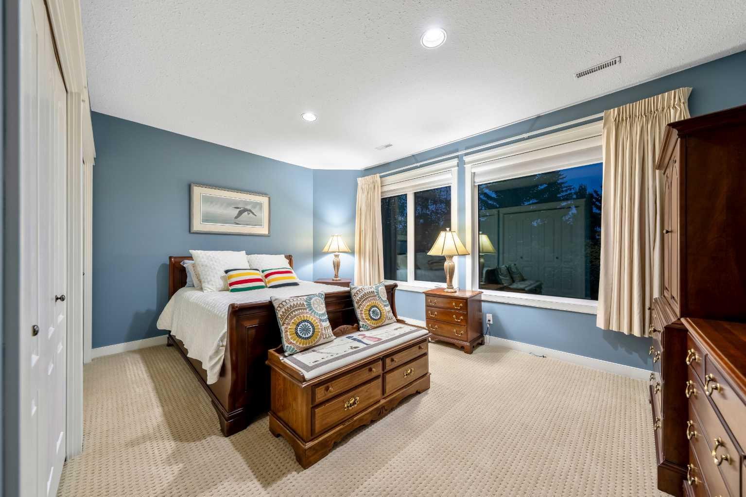 12 Patina Hill SW