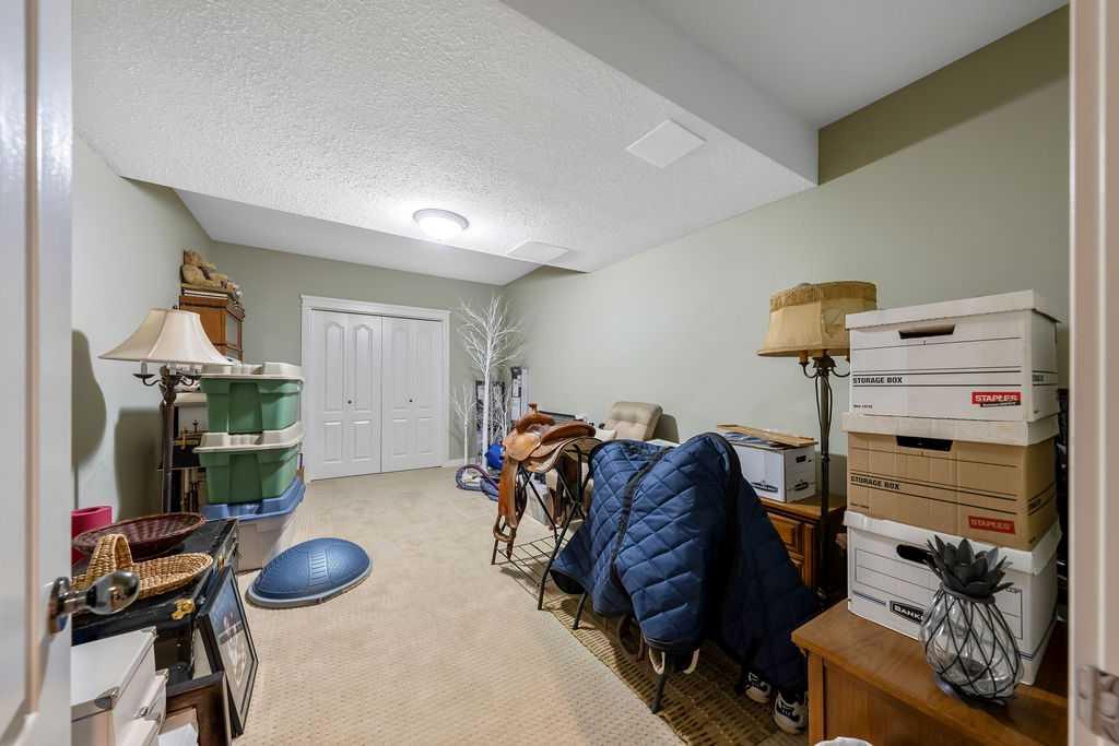 12 Patina Hill SW