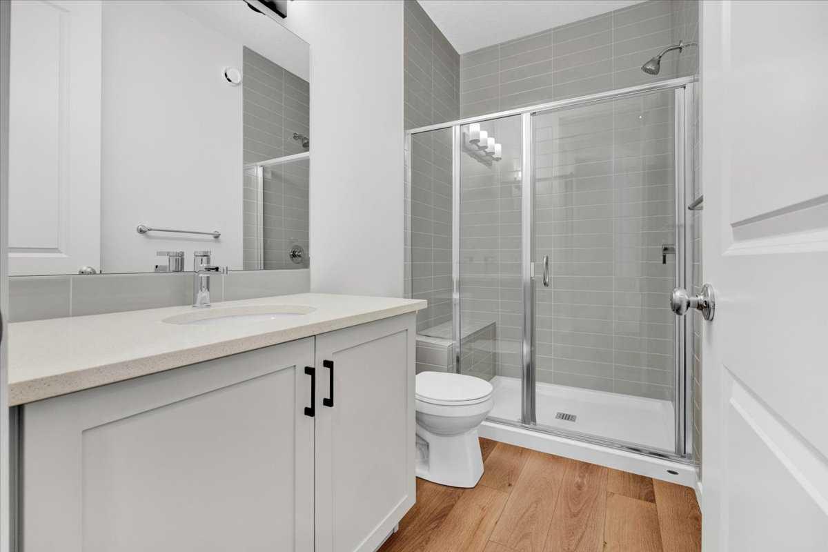 75 Versant Rise SW