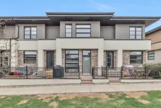 55 Aspen Hills Green SW