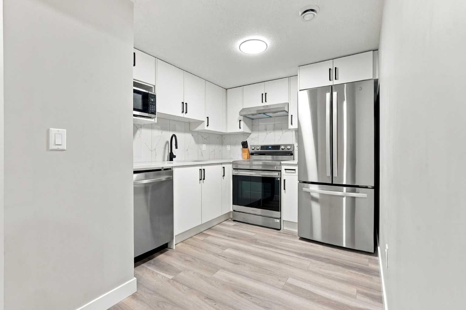70 Creekside Avenue SW