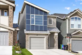 40 Sage Bluff Way NW