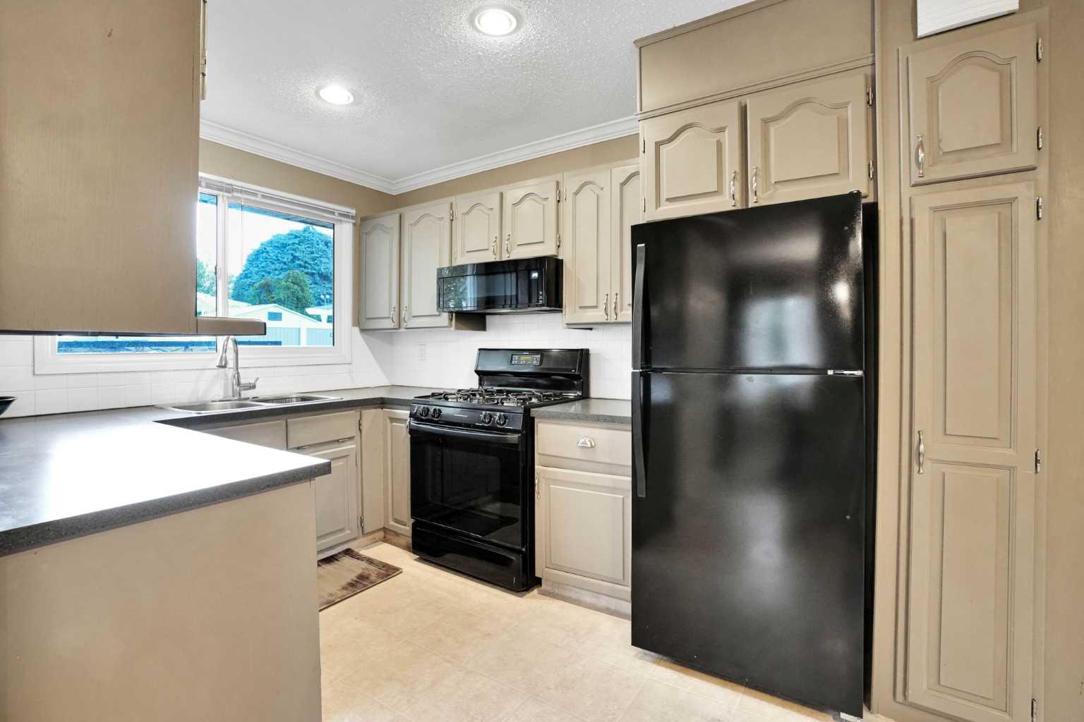 158 Rundleview Close NE