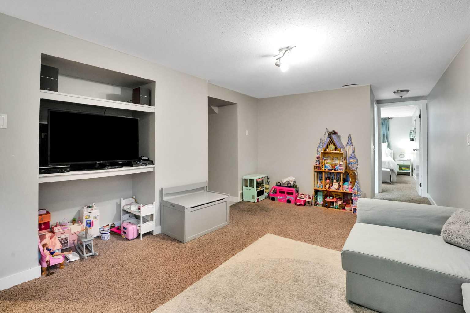 158 Rundleview Close NE