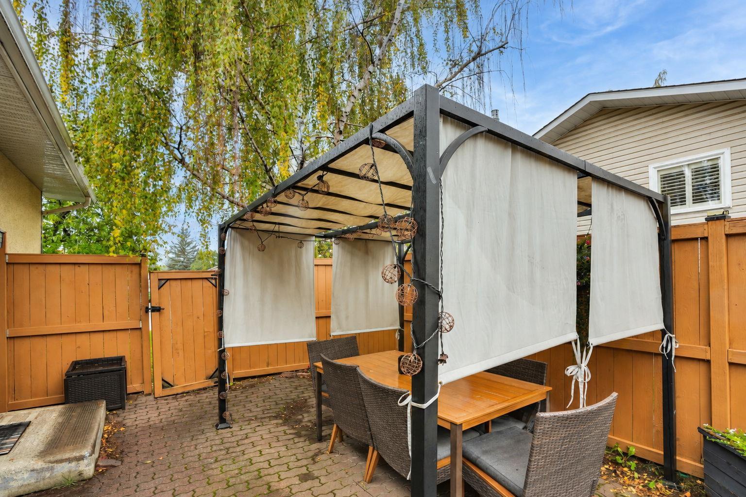 158 Rundleview Close NE