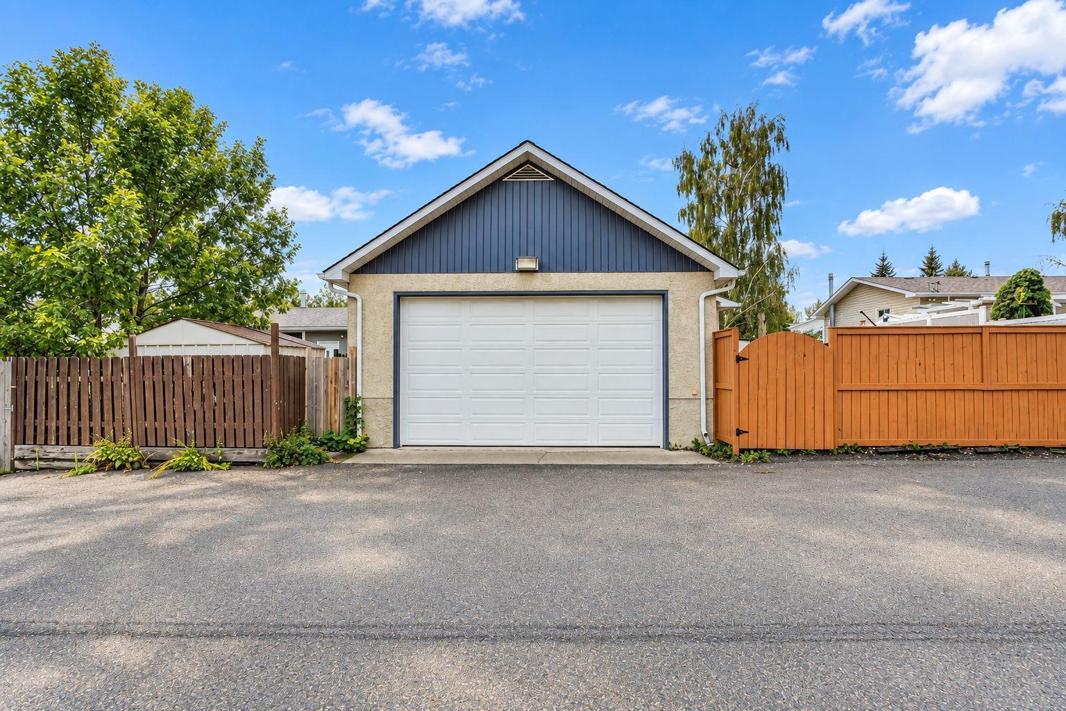 158 Rundleview Close NE