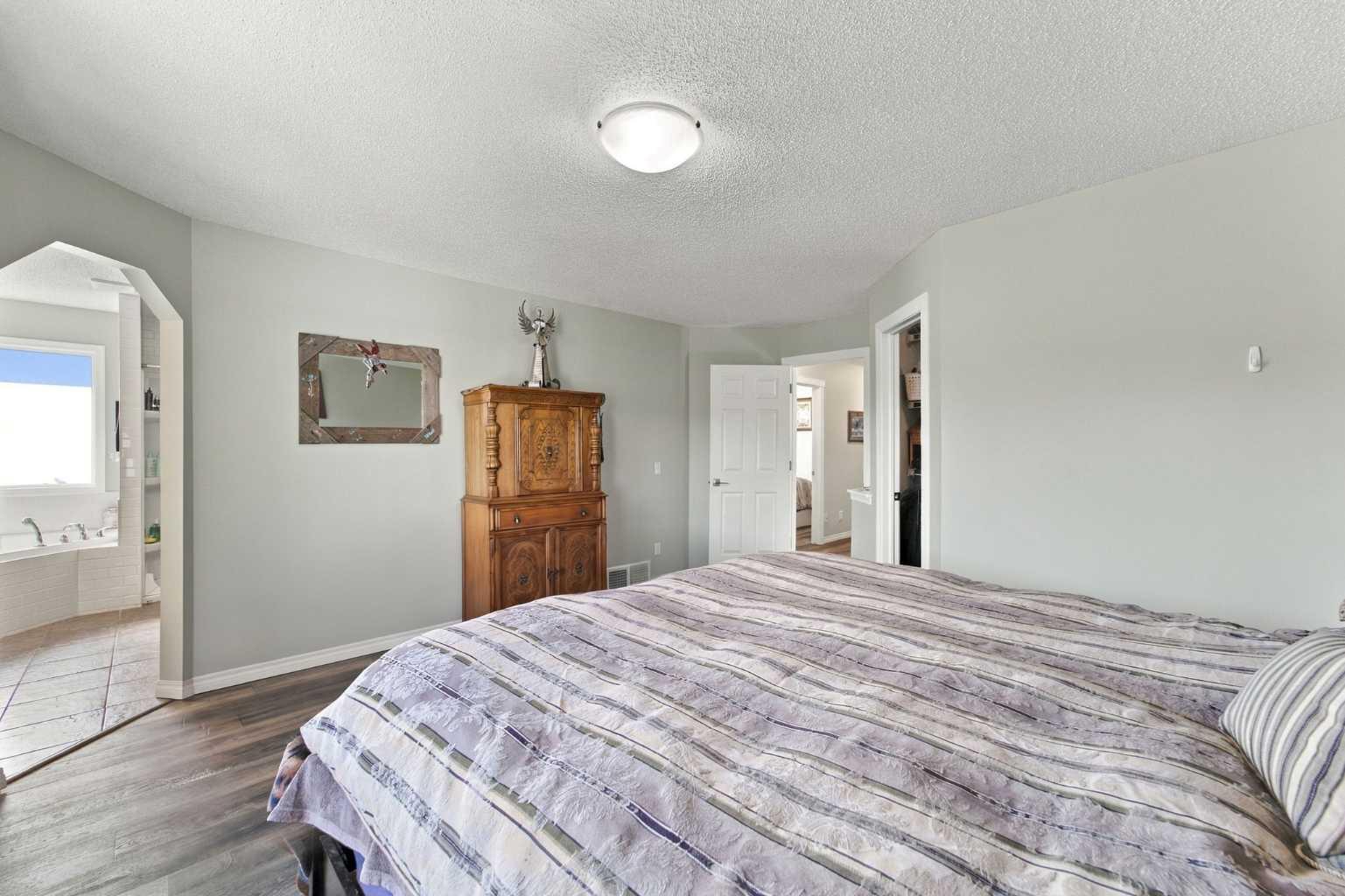 115 Morningside Point SW