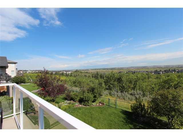 76 Valley Creek Crescent NW