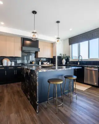87 Silverberry Way 