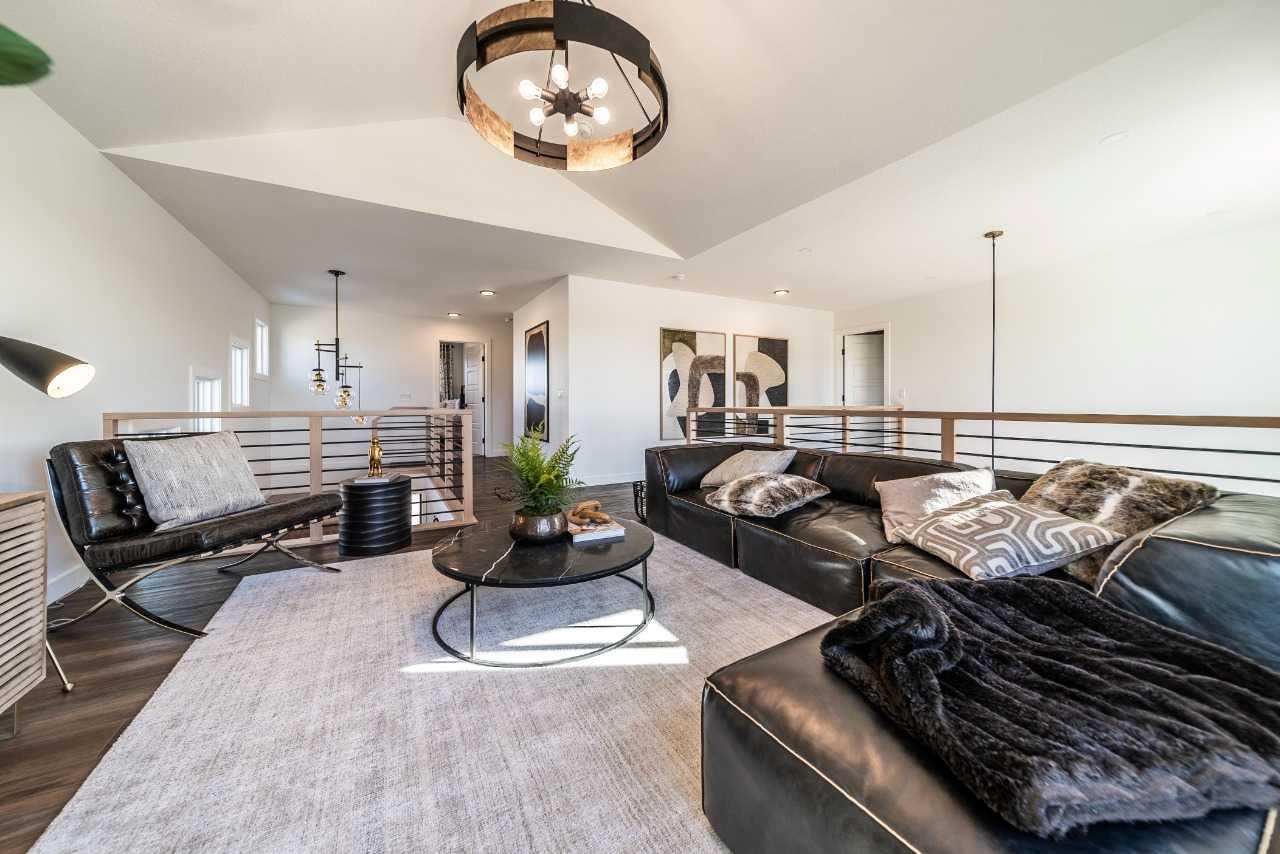 87 Silverberry Way 