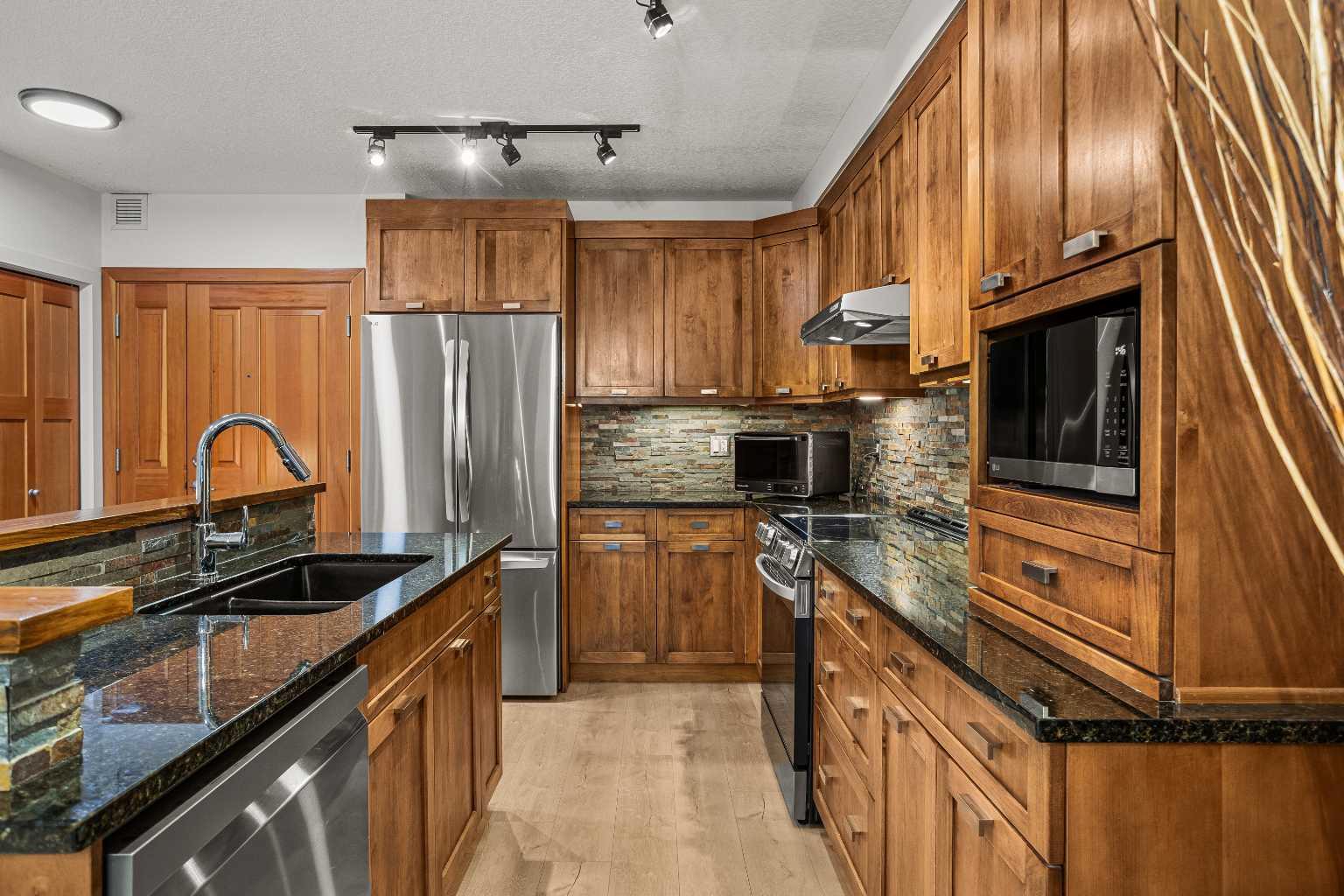 218, 106 Stewart Creek Landing 