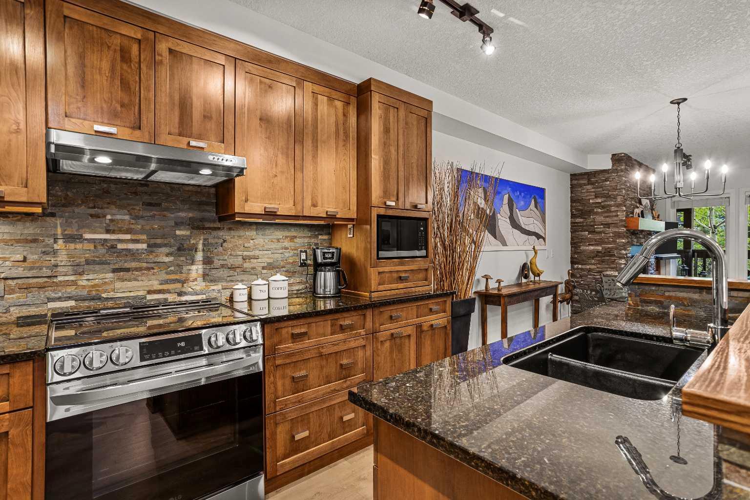 218, 106 Stewart Creek Landing 