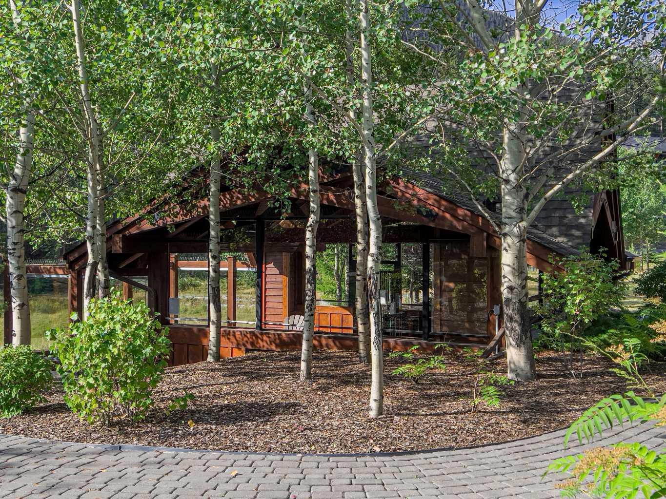 218, 106 Stewart Creek Landing 