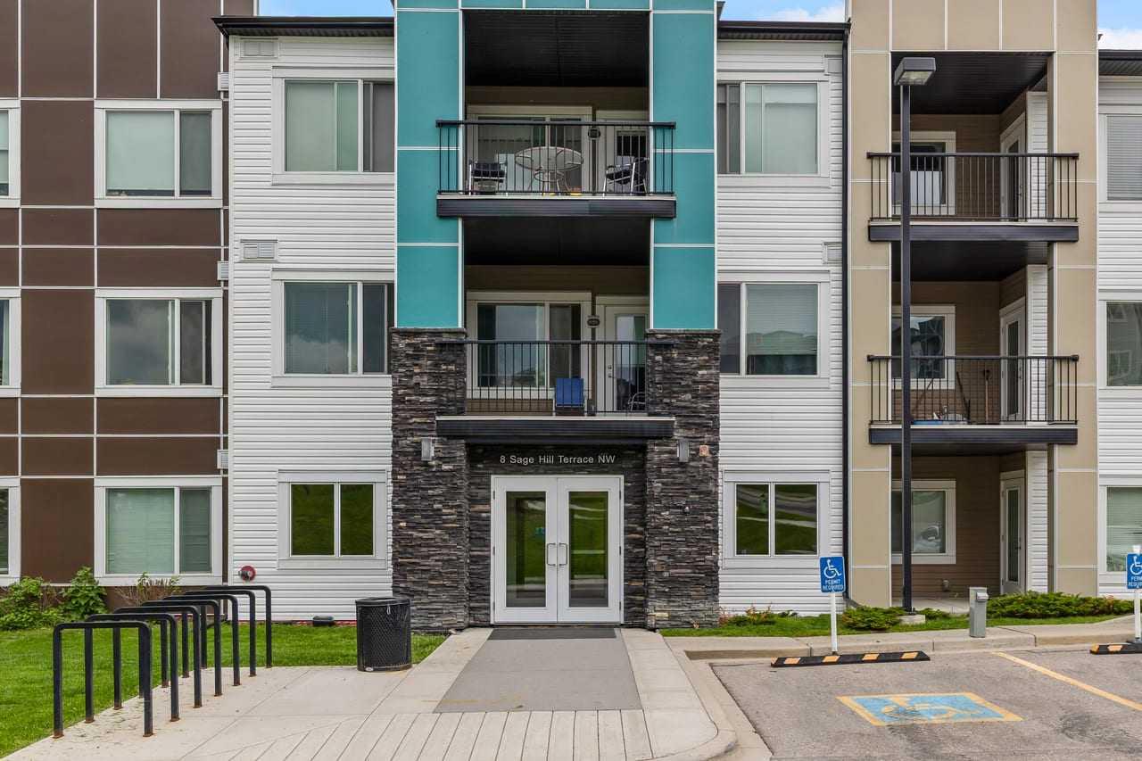 220, 8 Sage Hill Terrace NW