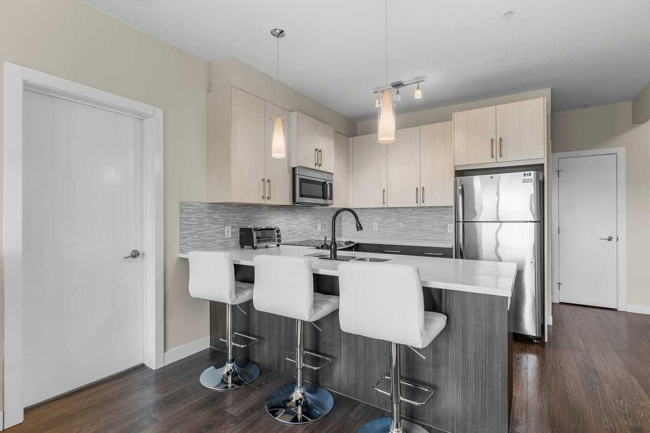220, 8 Sage Hill Terrace NW