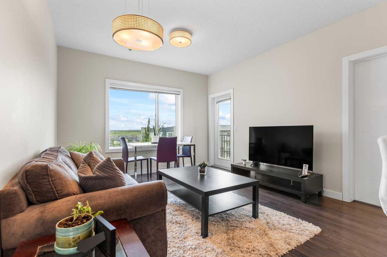 220, 8 Sage Hill Terrace NW