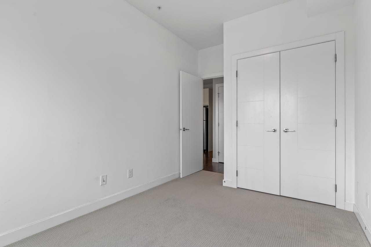 220, 8 Sage Hill Terrace NW