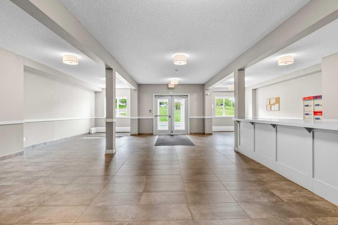 220, 8 Sage Hill Terrace NW
