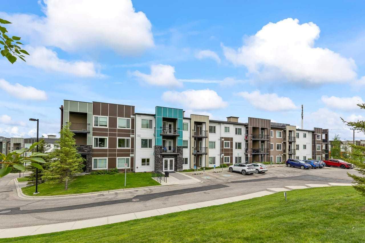 220, 8 Sage Hill Terrace NW