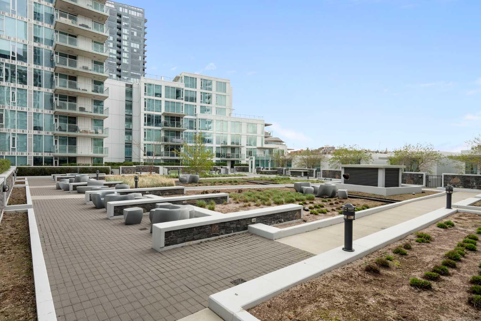 1006, 519 Riverfront Avenue SE