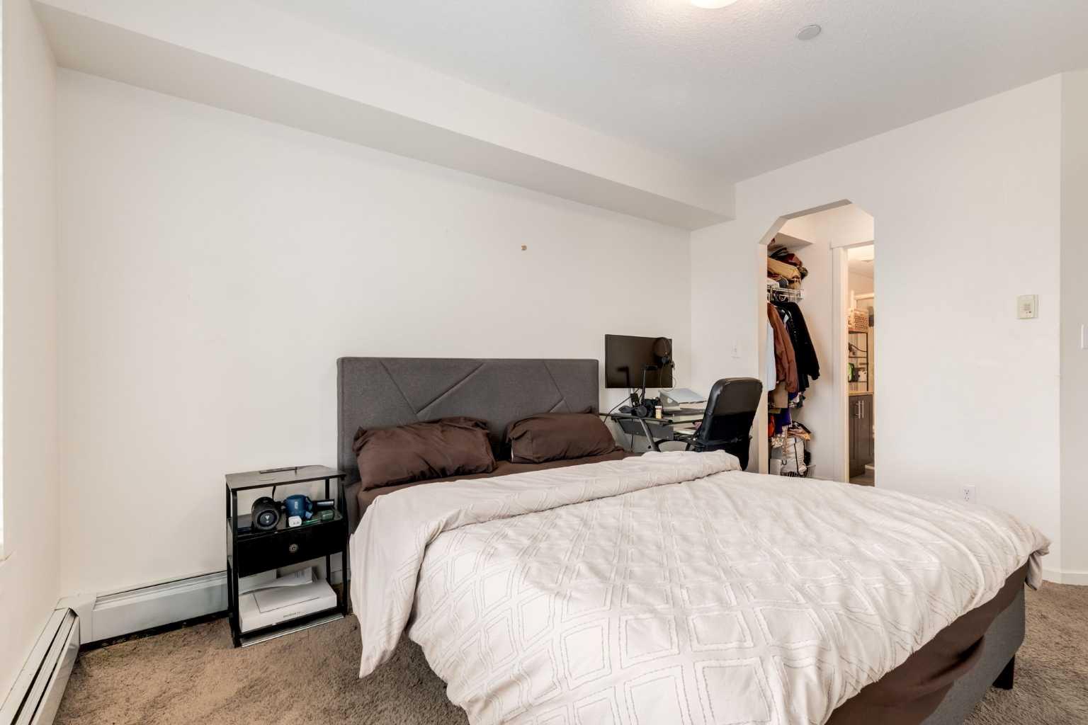 3310, 755 Copperpond Boulevard SE
