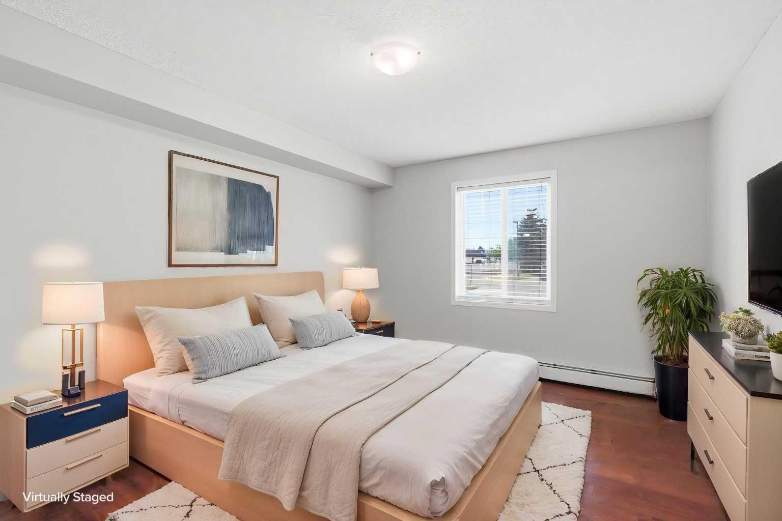 102, 17 Country Village Bay NE