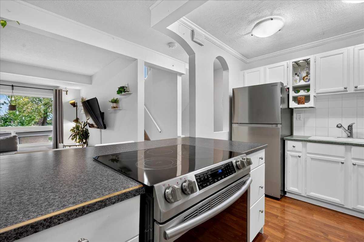 305, 11010 Bonaventure Drive SE