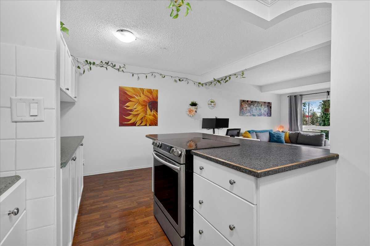 305, 11010 Bonaventure Drive SE
