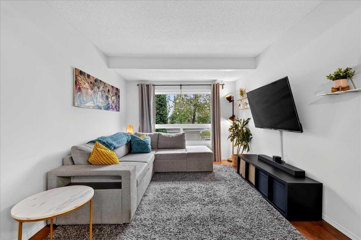 305, 11010 Bonaventure Drive SE