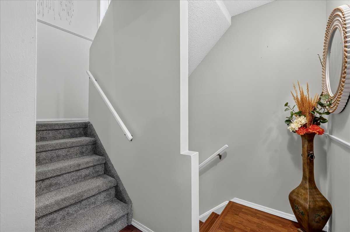 305, 11010 Bonaventure Drive SE