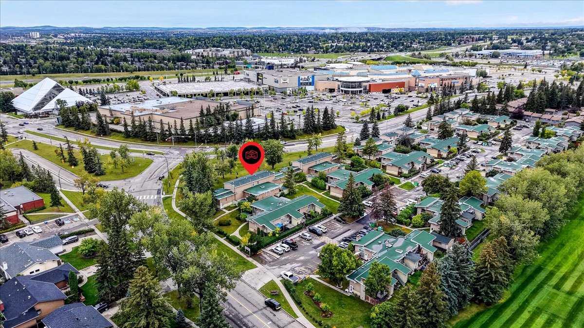 305, 11010 Bonaventure Drive SE