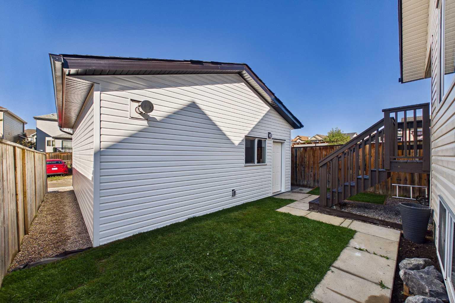 75 Everglen Road SW