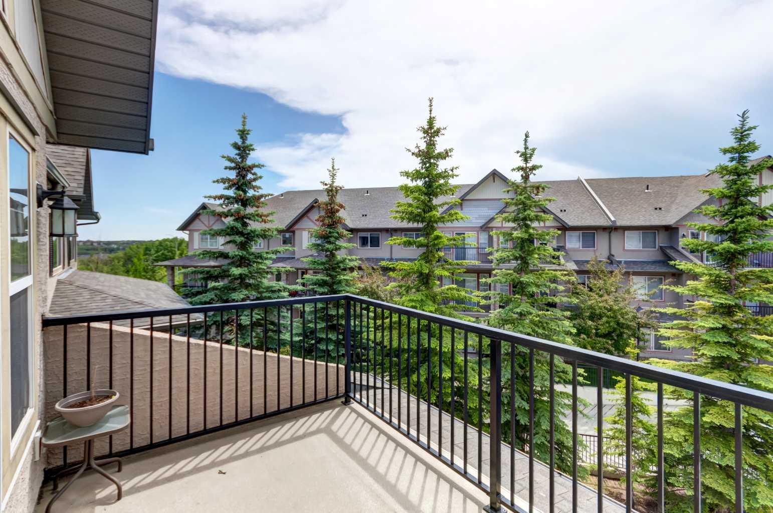 1222, 211 Aspen Stone Boulevard SW