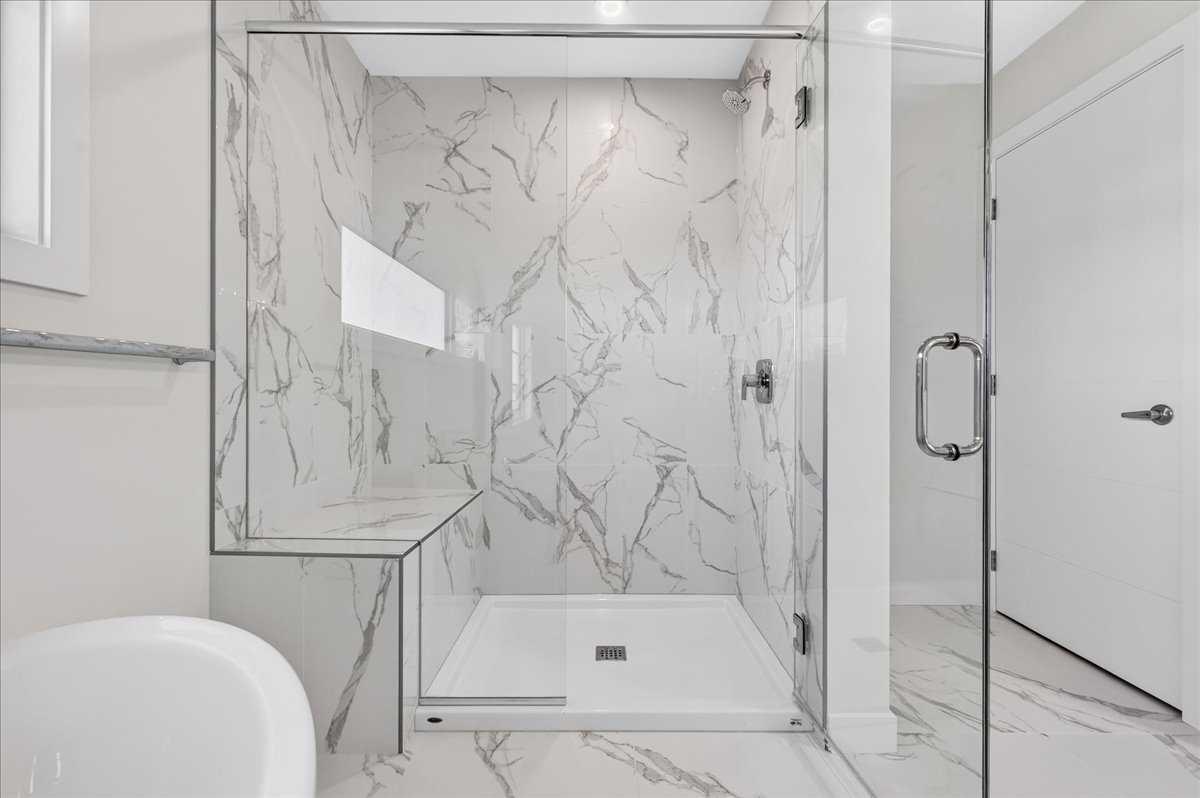 1040 Sailfin Heath 