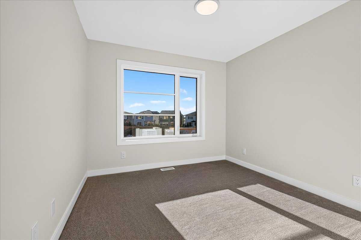 1040 Sailfin Heath 