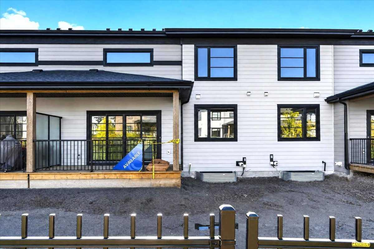 1040 Sailfin Heath 