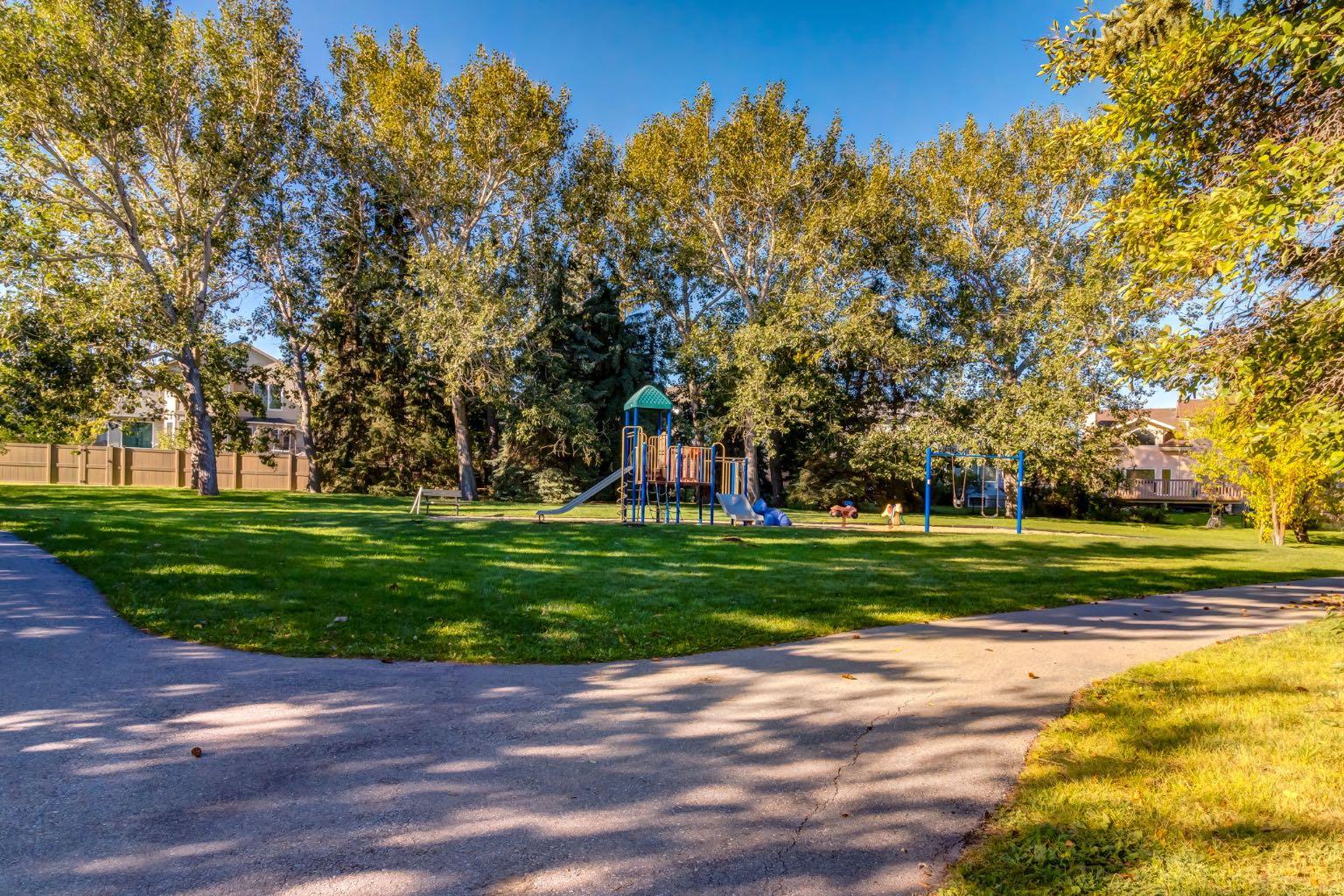 505 Edgebank Place NW