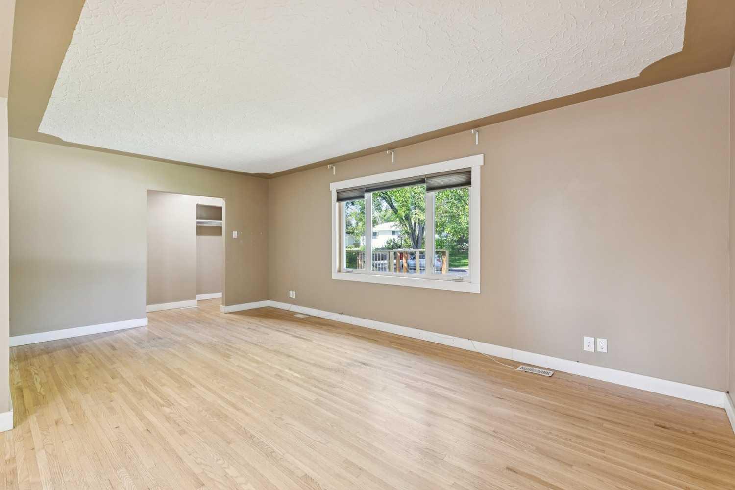 5428 Centre A Street NE