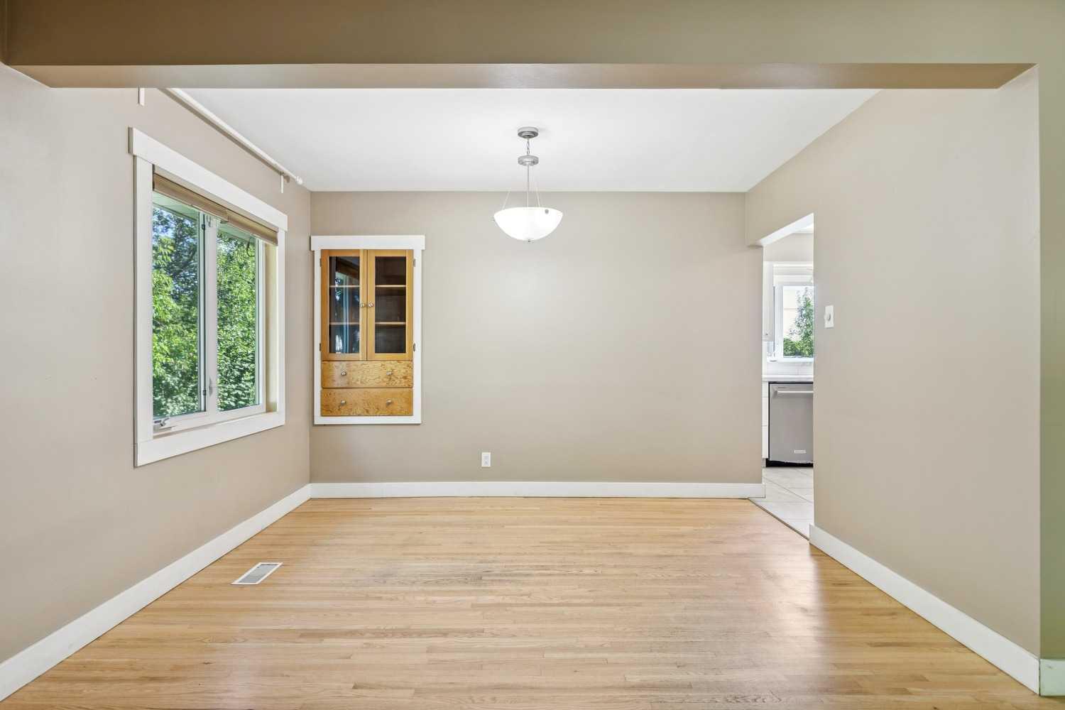 5428 Centre A Street NE