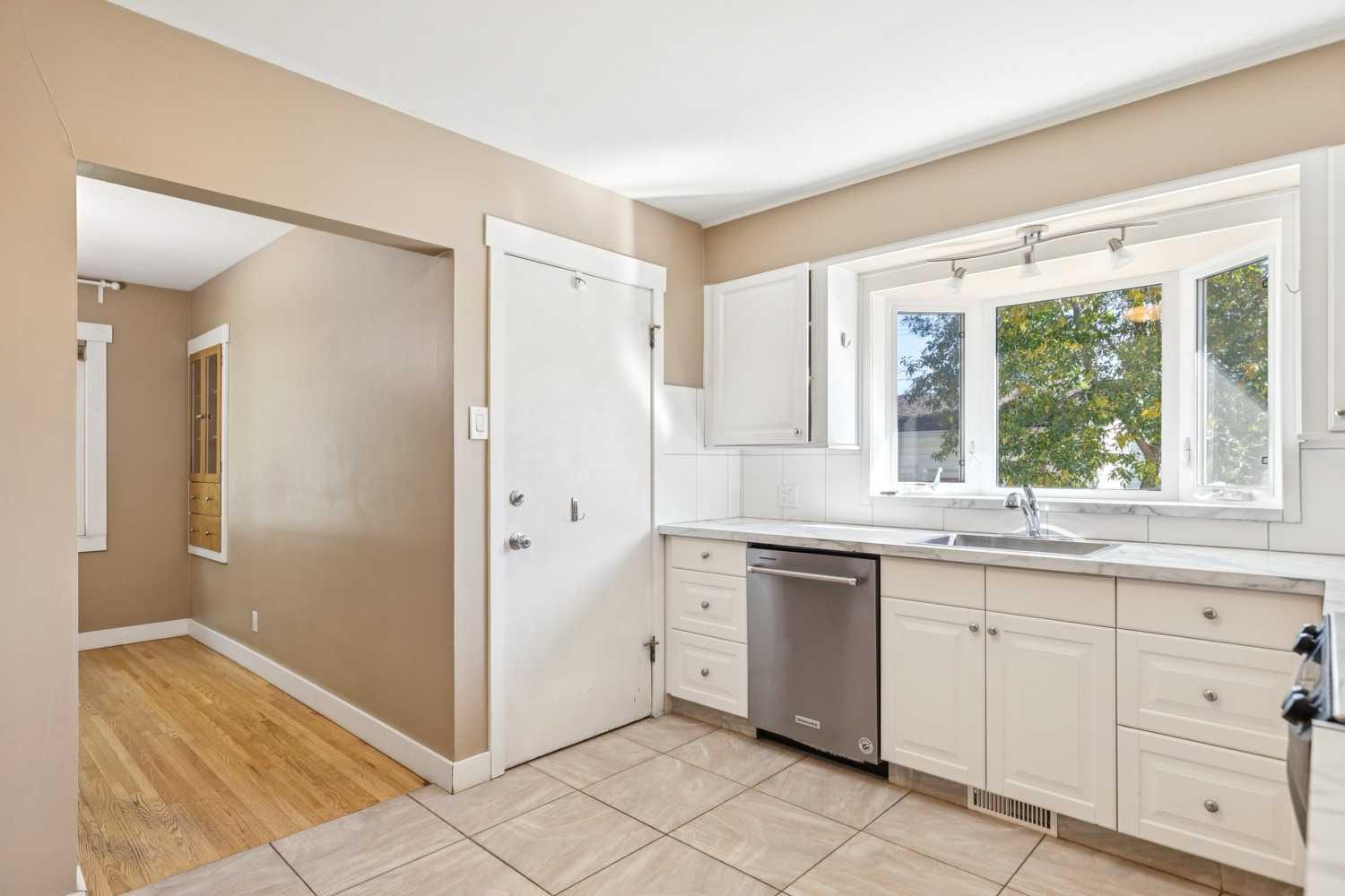 5428 Centre A Street NE