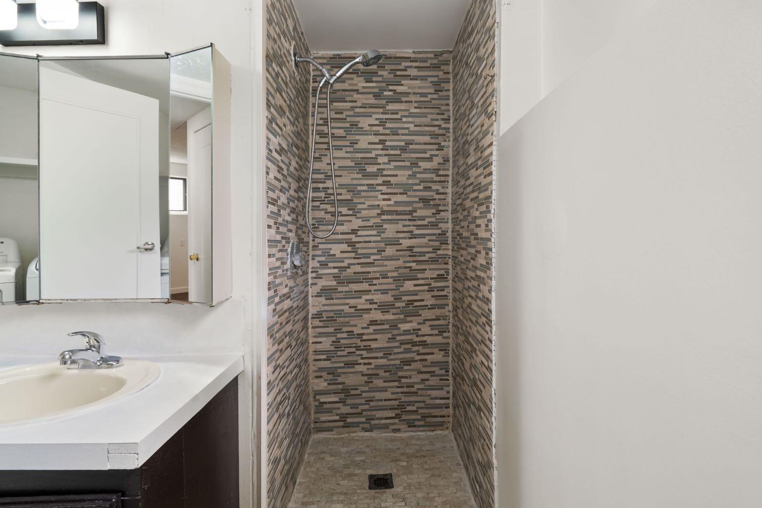 229 Macewan Glen Drive NW