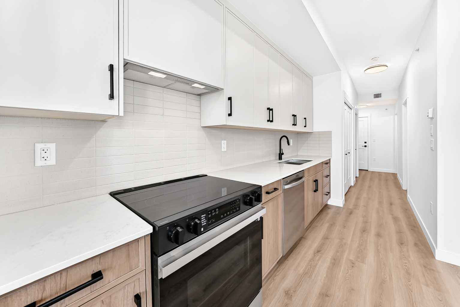 2409, 430 Sage Hill Road NW