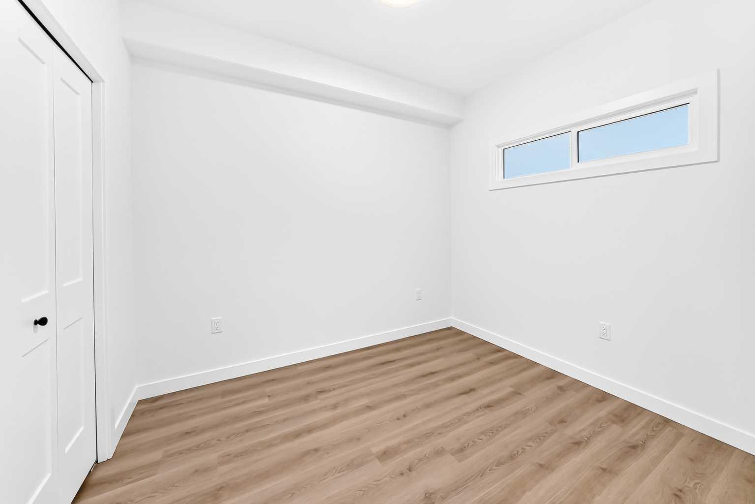 2409, 430 Sage Hill Road NW