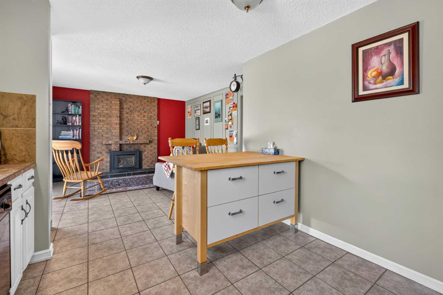 7 Woodbrook Way SW