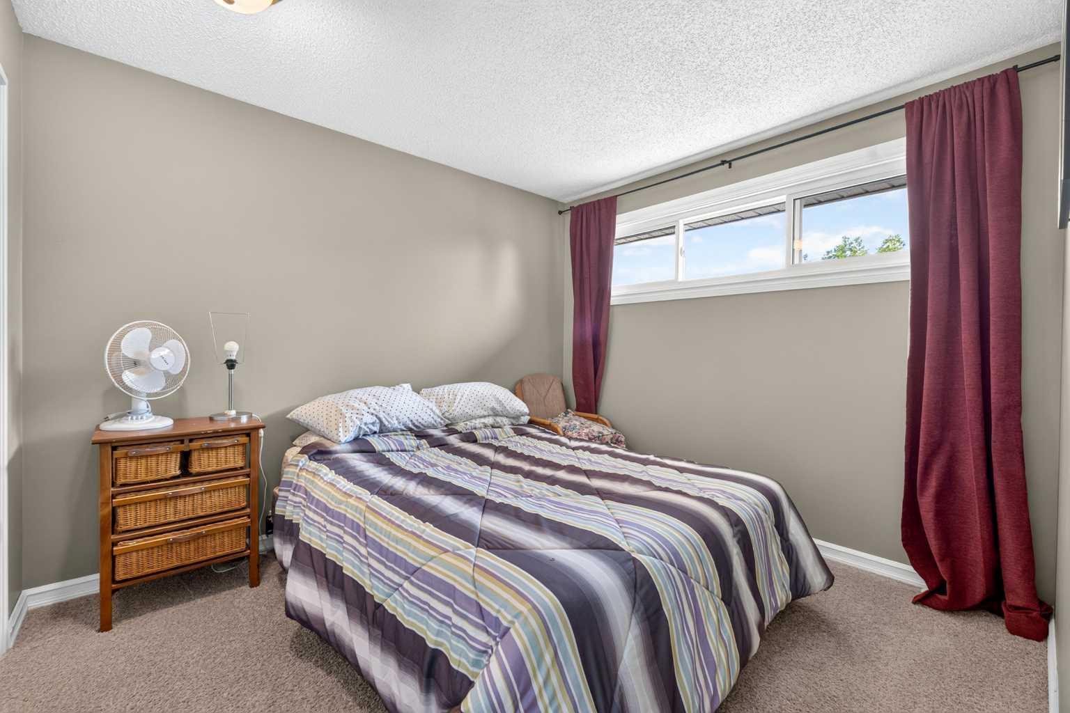 7 Woodbrook Way SW
