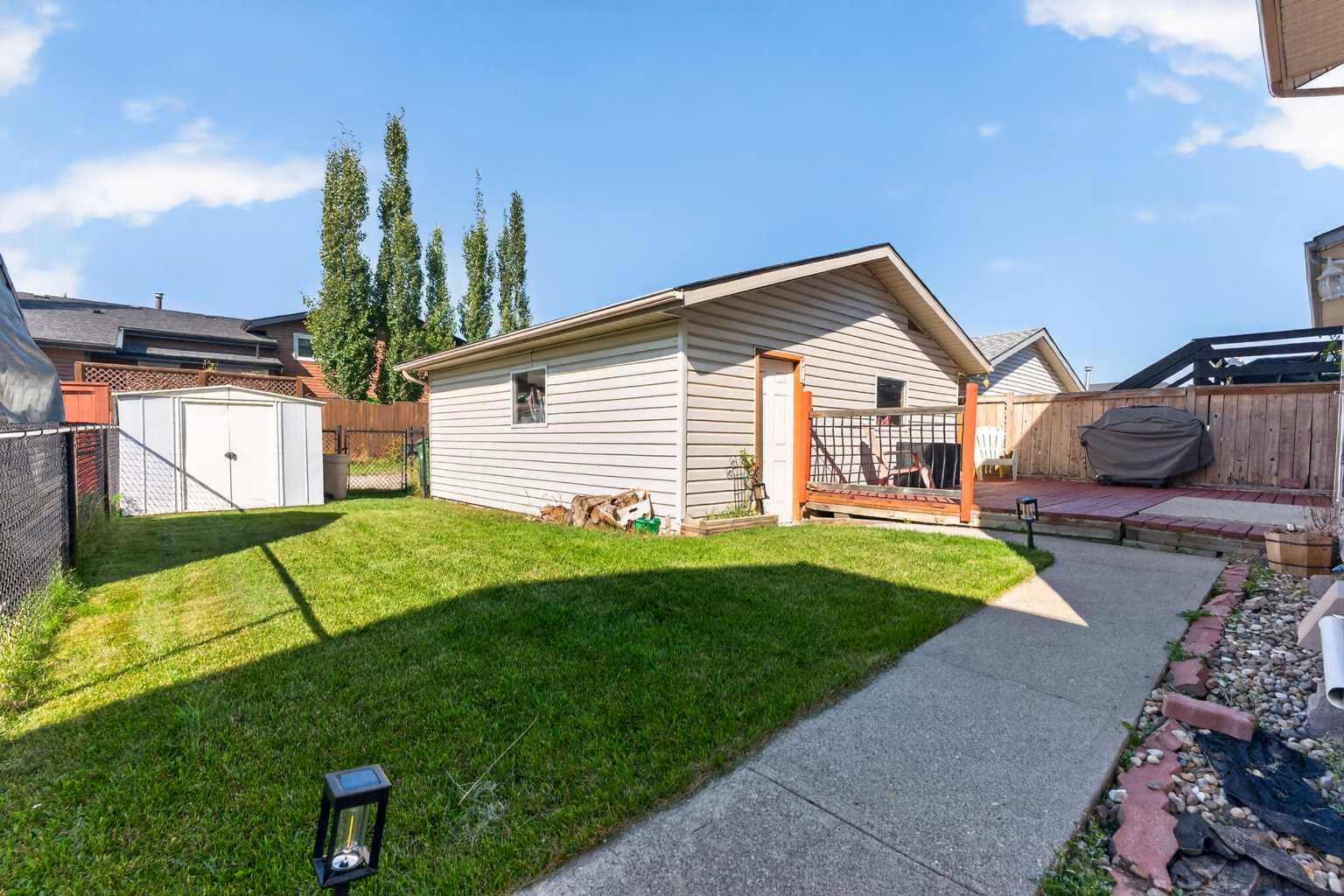 7 Woodbrook Way SW